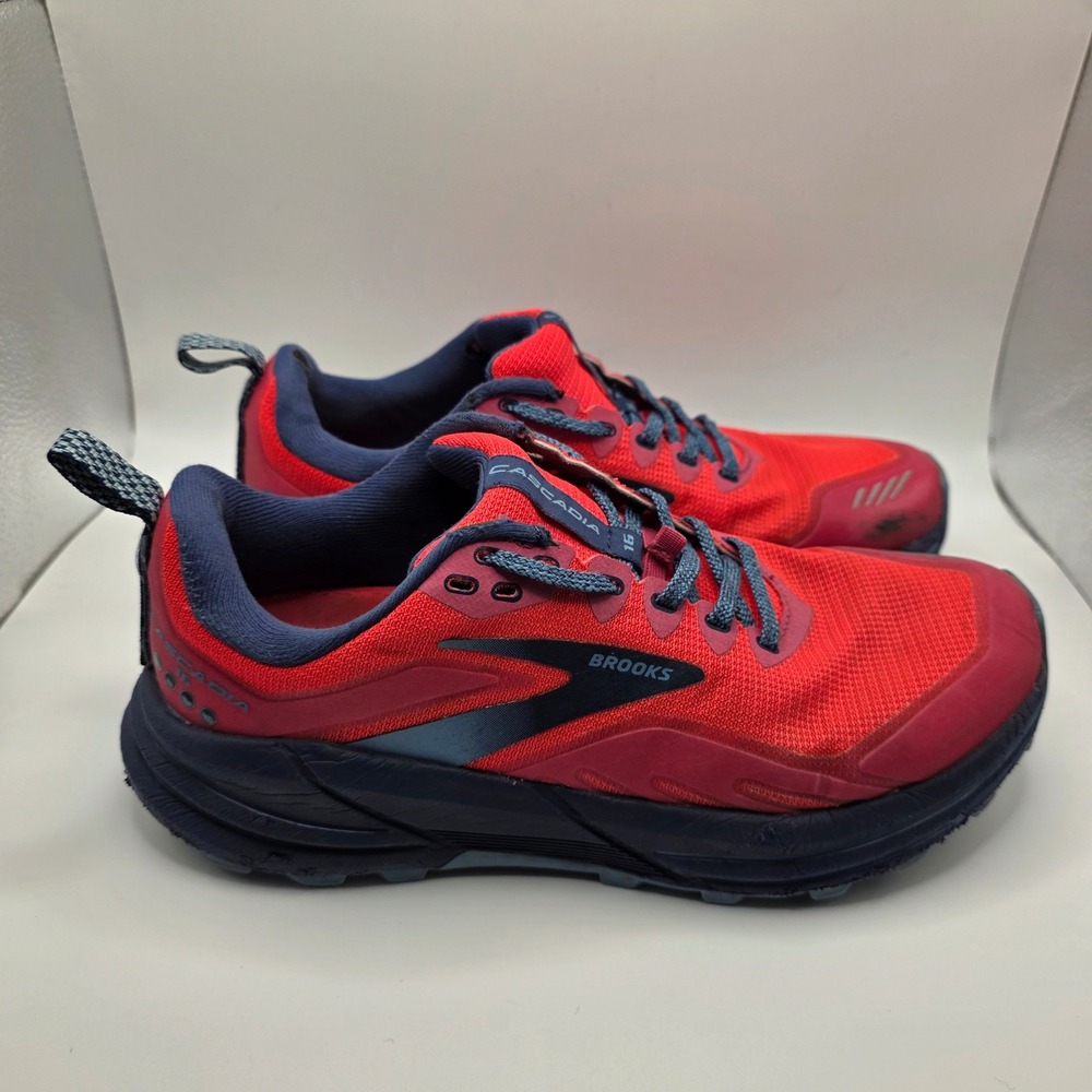 Brooks Cascadia 16 Trail Running Shoes Red Navy | Womens 7.5 1203631B647